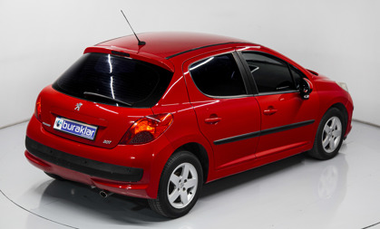 Kırmızı Peugeot 207 Hatchback 1.4 16V Trendy