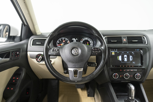 Volkswagen Jetta Sedan 1.4 TSI Highline DSG 